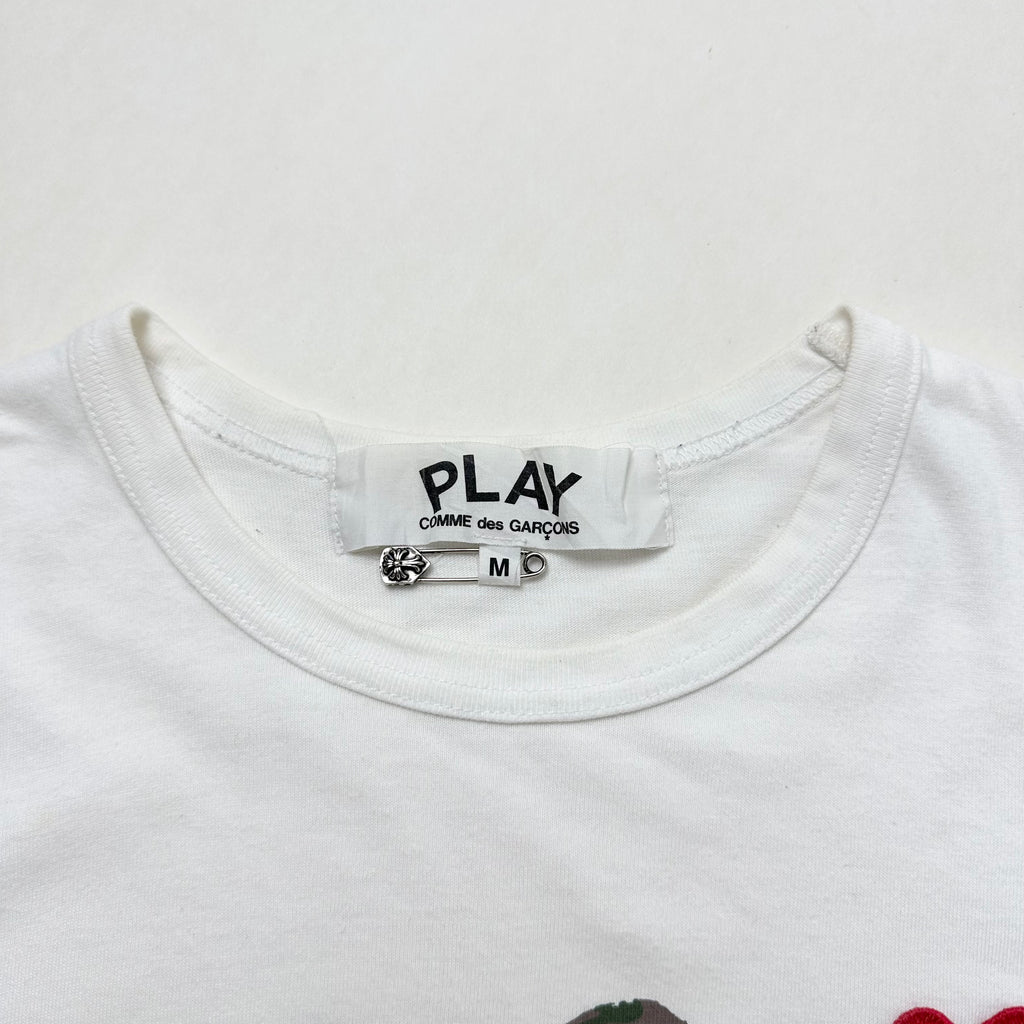 PLAY CDG Camo Heart T-Shirt in White ( Size Medium ) — SOLD