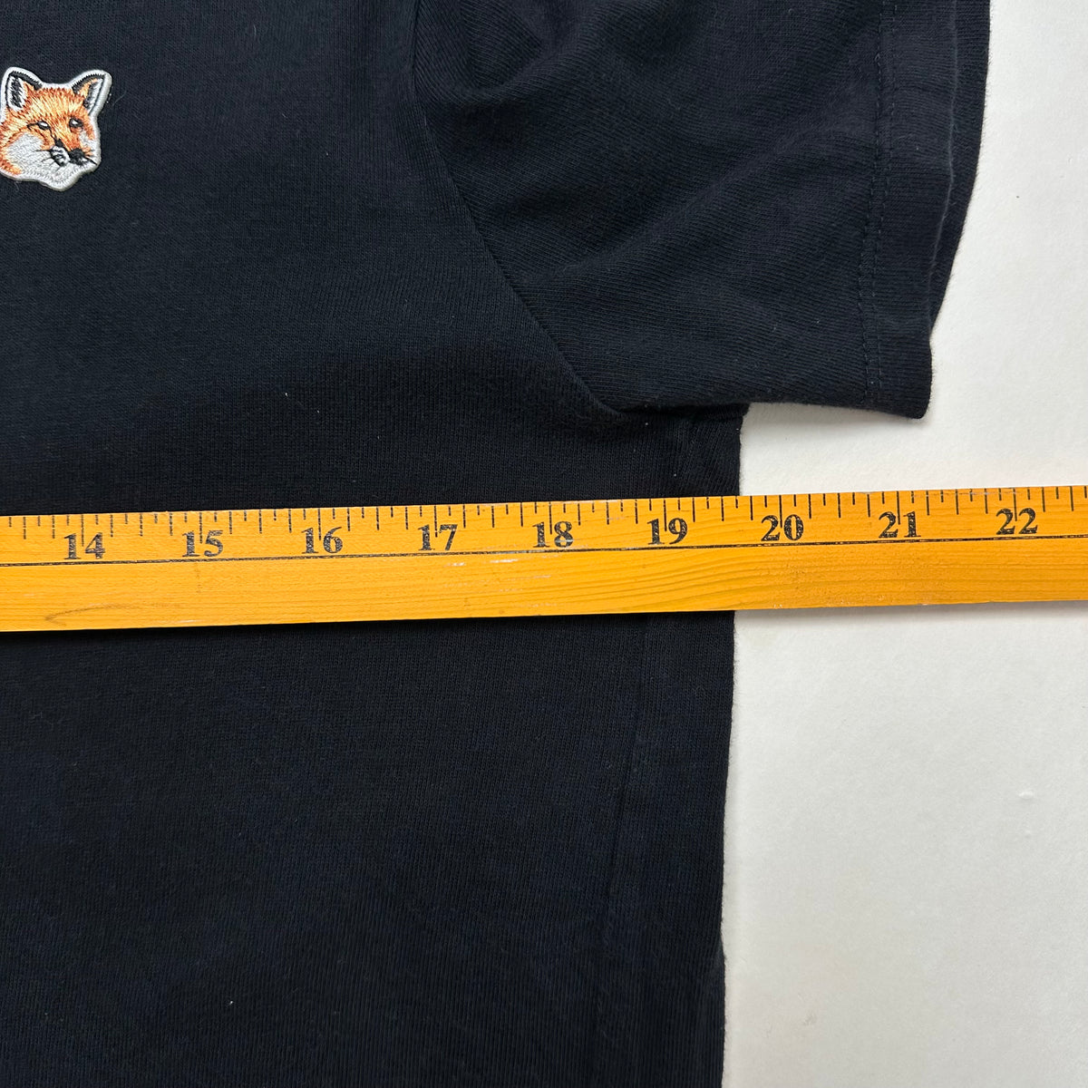 Maison Kitsune Fox Head Patch T-Shirt in Black ( Size Medium )
