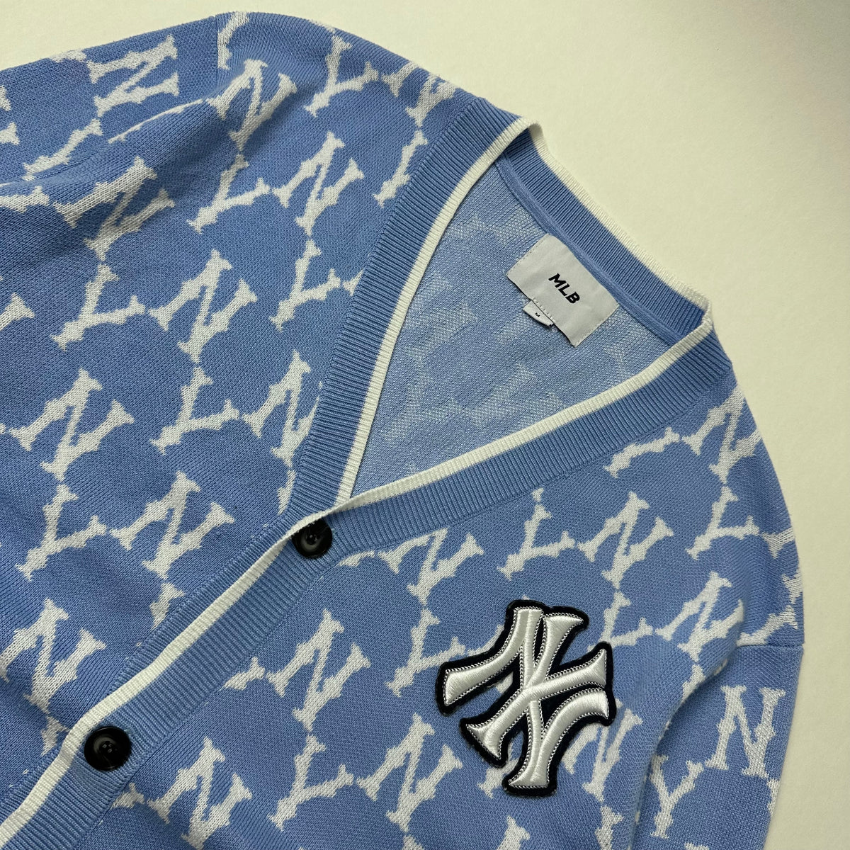 MLB New York Yankees Monogram Cardigan in Light Blue Size Medium ( Fits Large )