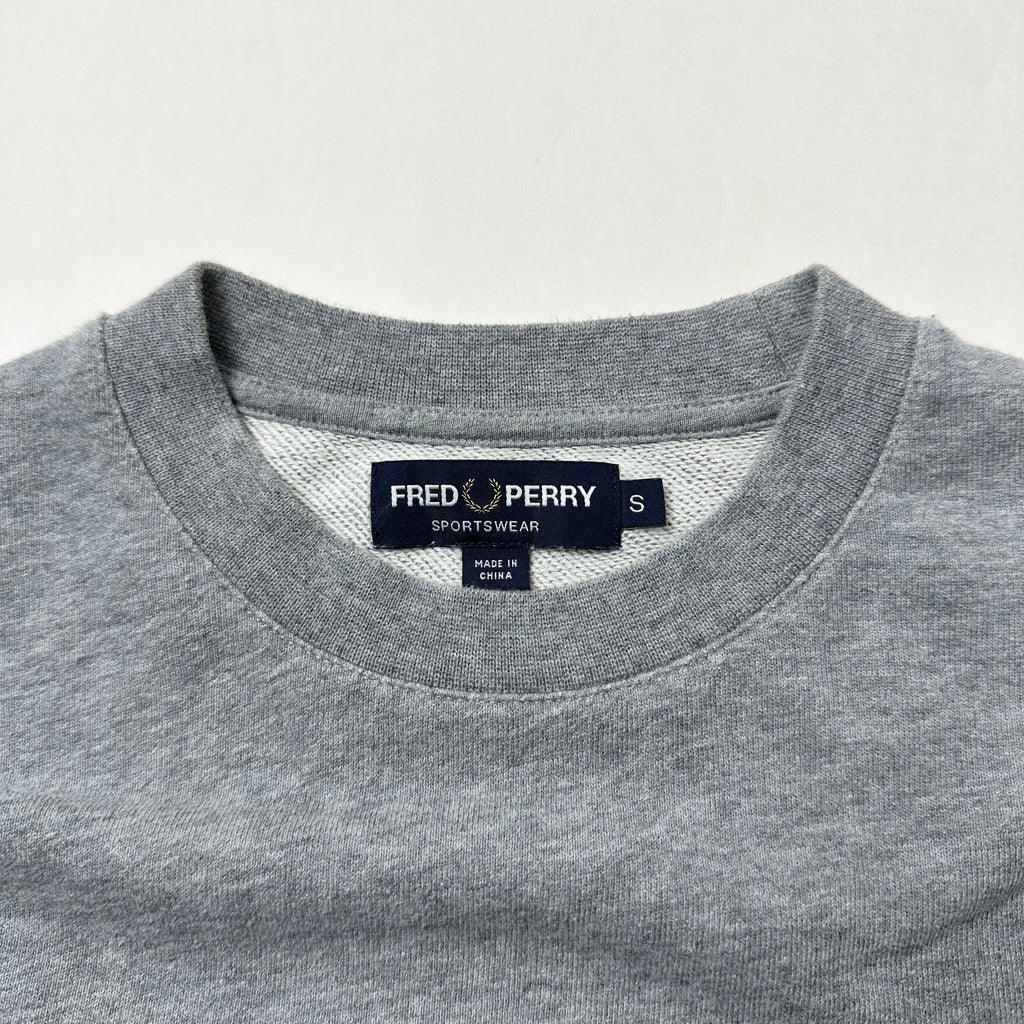 Fred Perry Crew Neck Sweatshirt in Gray Size Small ( Fits Medium )