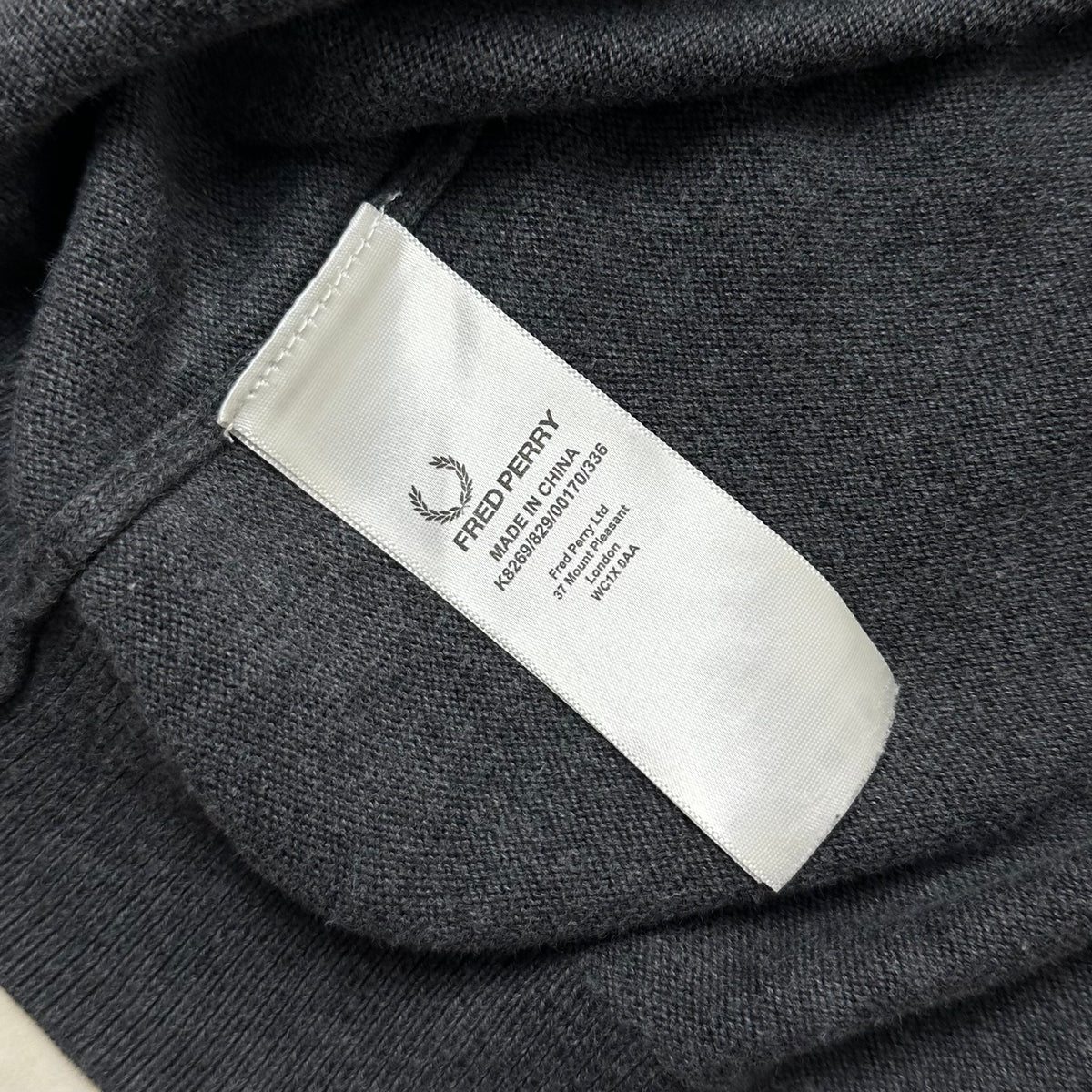 Fred Perry Classic Full-zip Through Cardigan Sweater in Dark Gray ( Size Large )