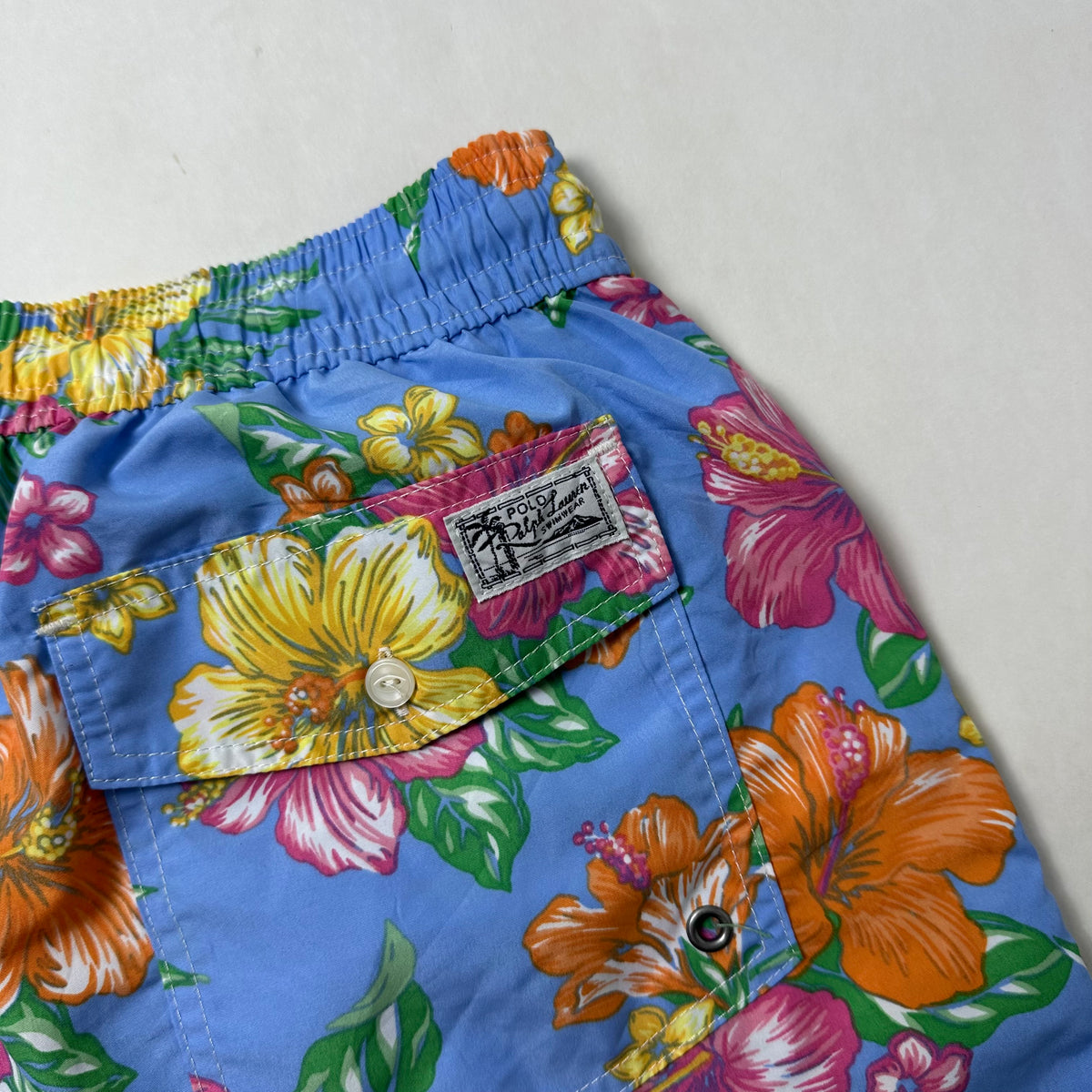 Ralph Lauren Floral Swim Trunks Shorts in Light Blue ( Size 32-38 )