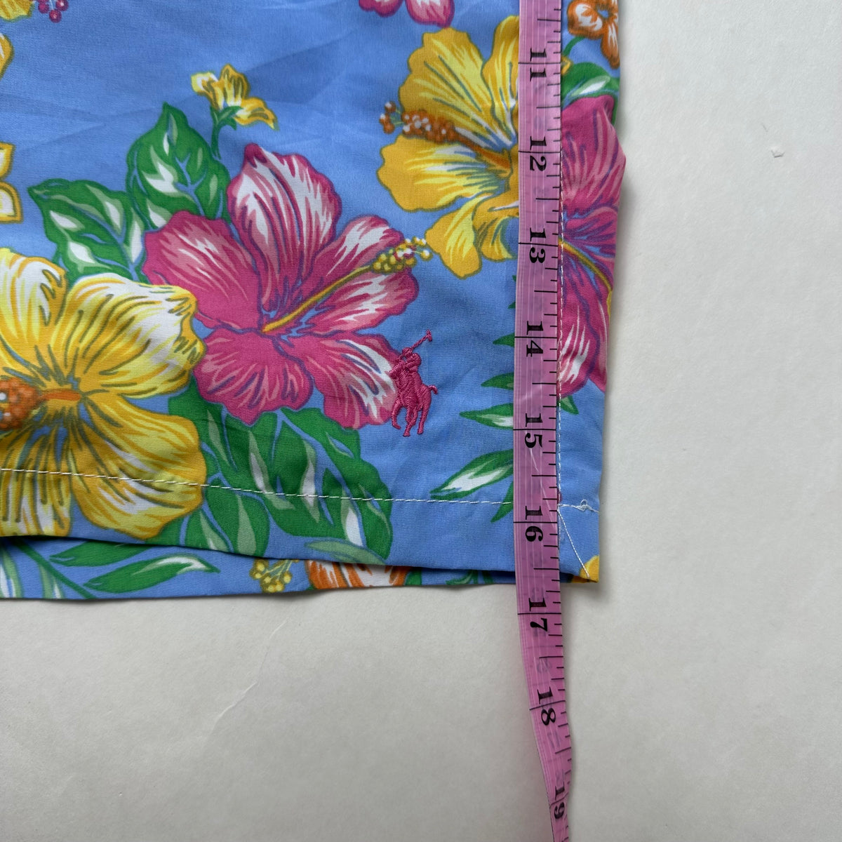 Ralph Lauren Floral Swim Trunks Shorts in Light Blue ( Size 32-38 )